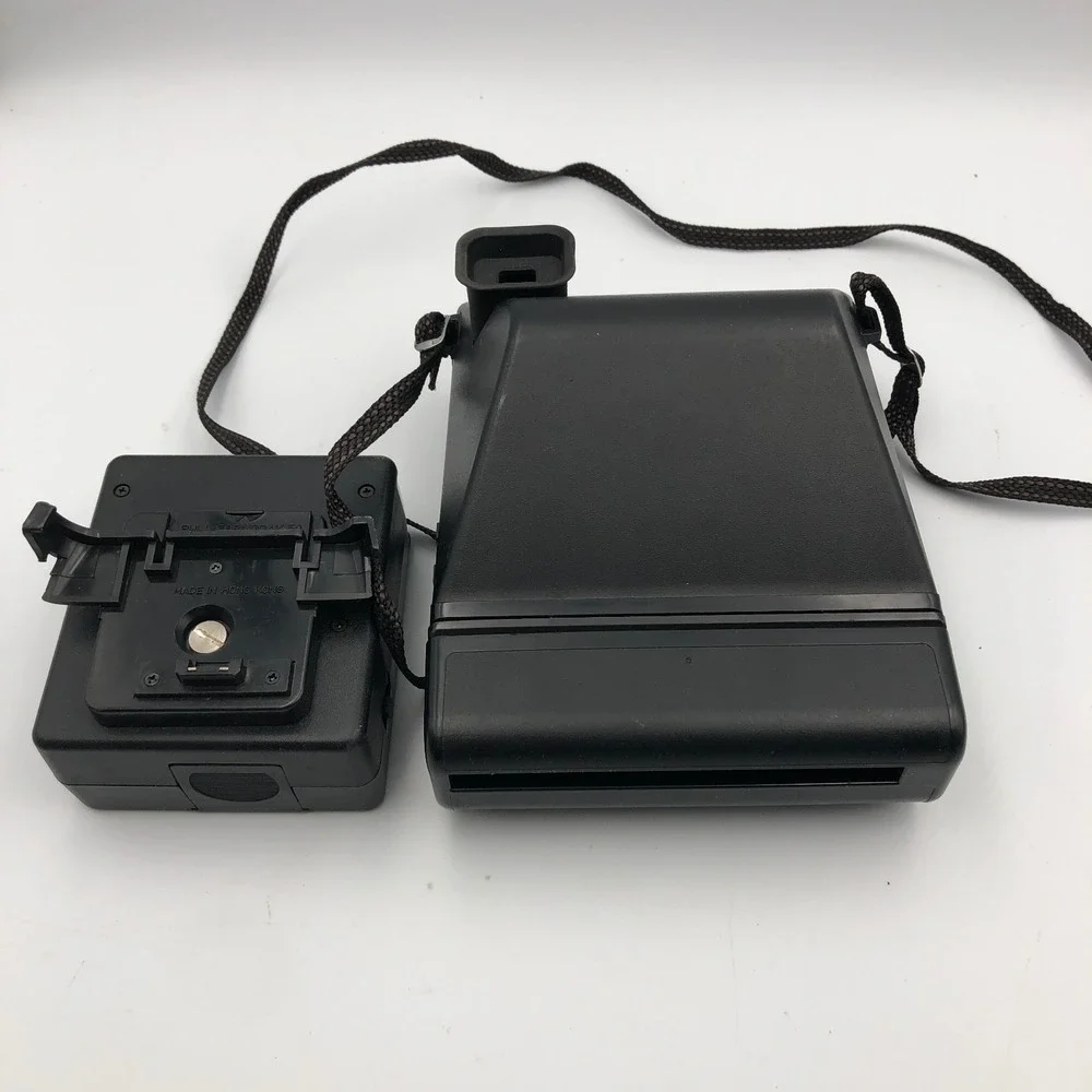 Vintage 1970s Kodak Colorburst 100 Instant Camera Adjustable Focus With Flash